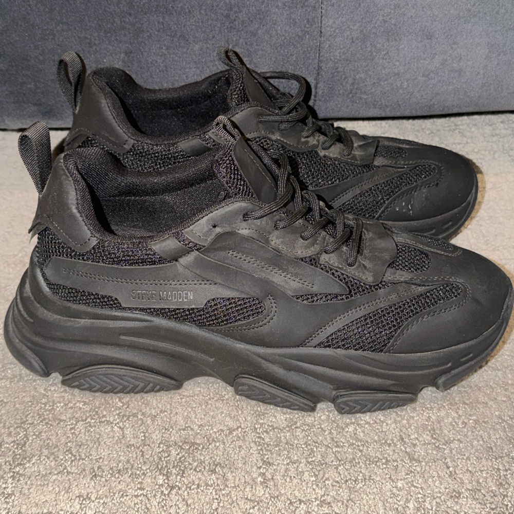 Steve Madden Possess Sneakers